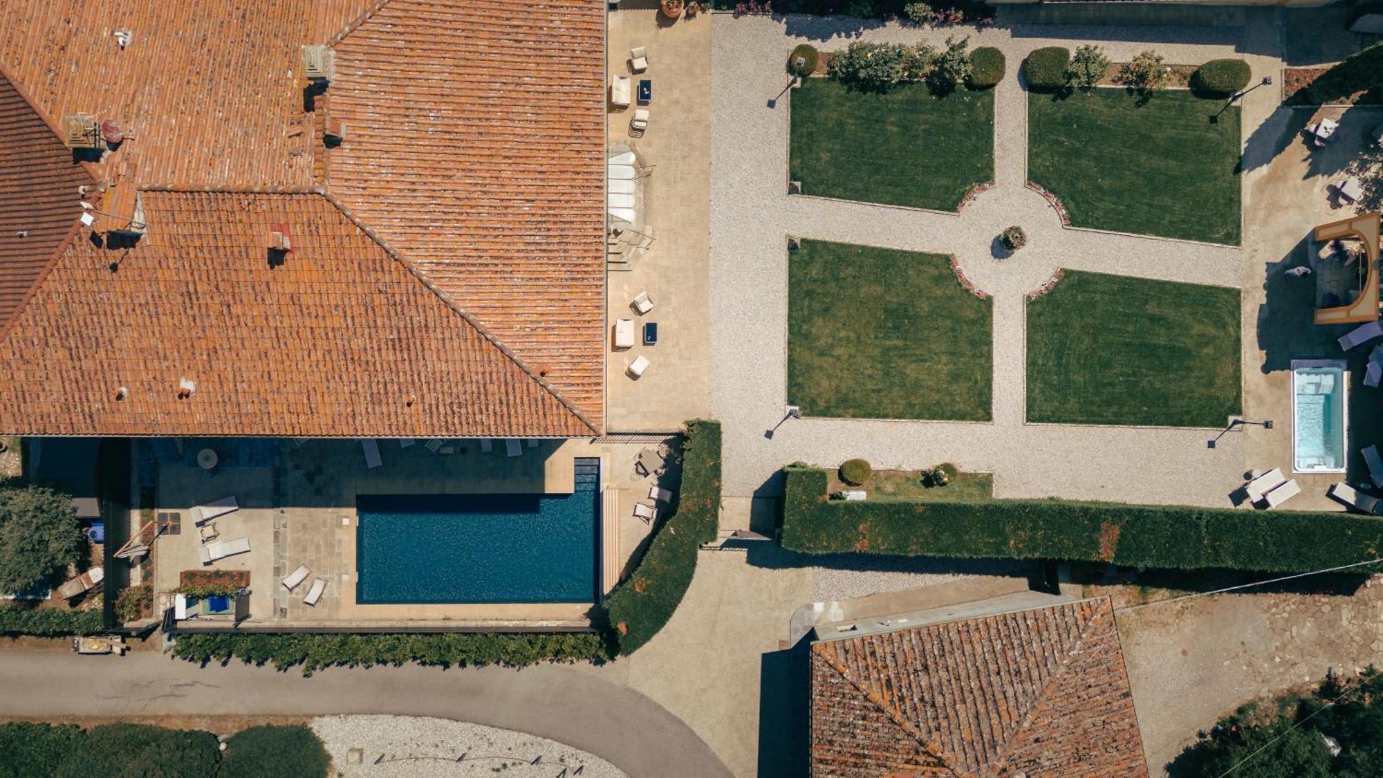 باربيرينو دي موجيلو Villa Erbaia Relais De Charme المظهر الخارجي الصورة